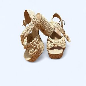 Platform natural woven chunky heels perfect warm weather neutral